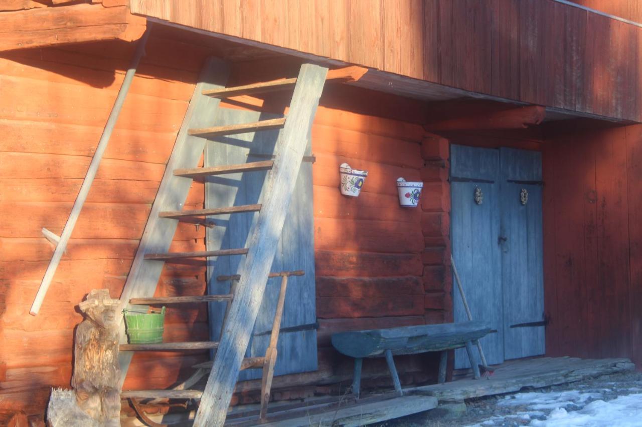 Boende Naera Romme Alpin Och Andra Friluftsaktiviteter I Dalarna Smedjebacken ภายนอก รูปภาพ